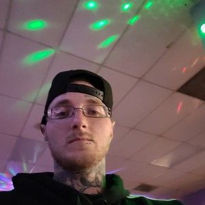 Meet your Posher, Kenneth